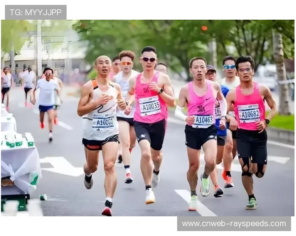 城市马拉松带动全民健身，路跑产业持续发展